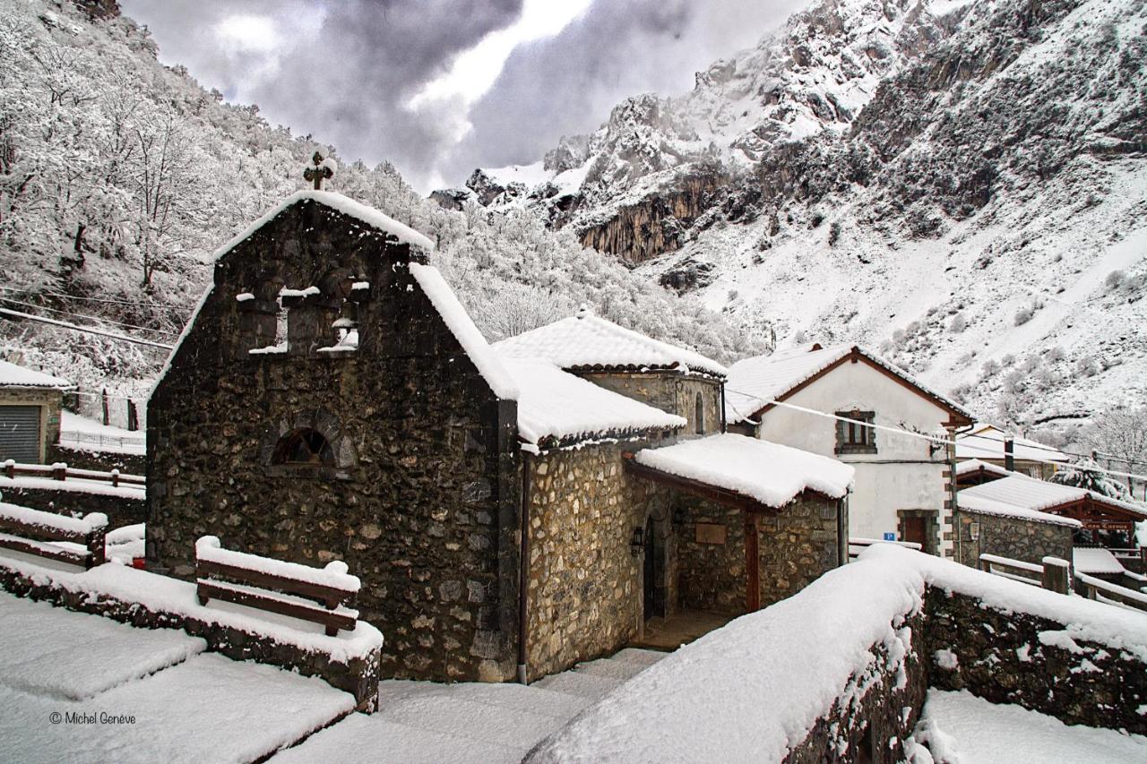 Casas Rurales De Cain Guest House Bagian luar foto